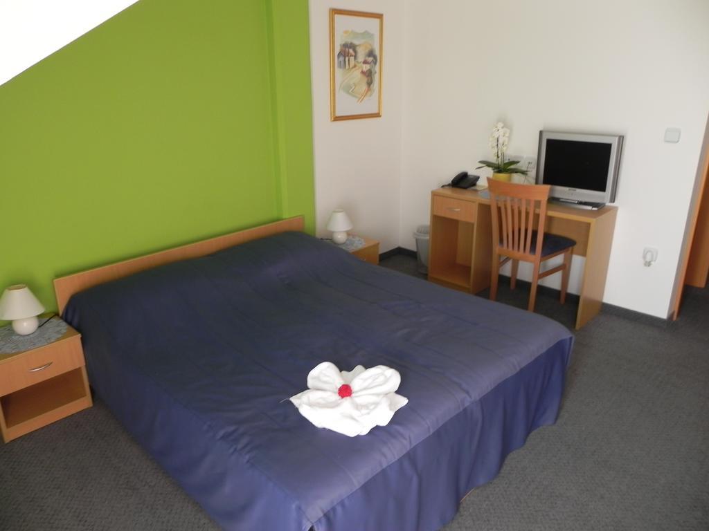 Motel Majolka Птуй Стая снимка
