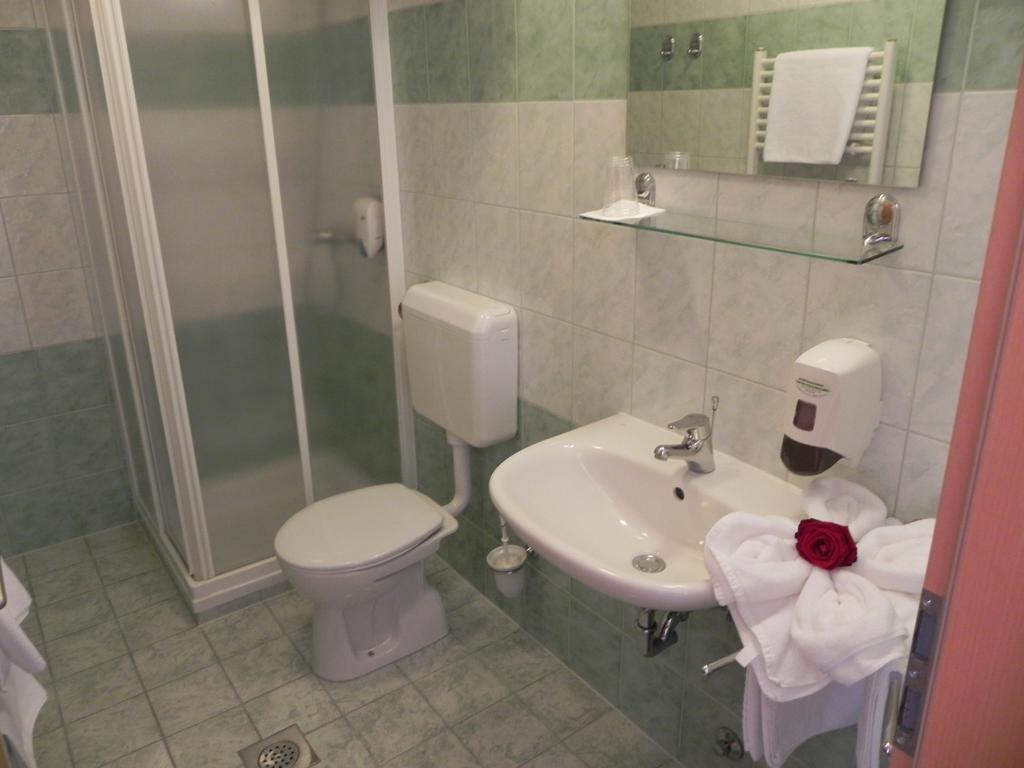 Motel Majolka Птуй Стая снимка