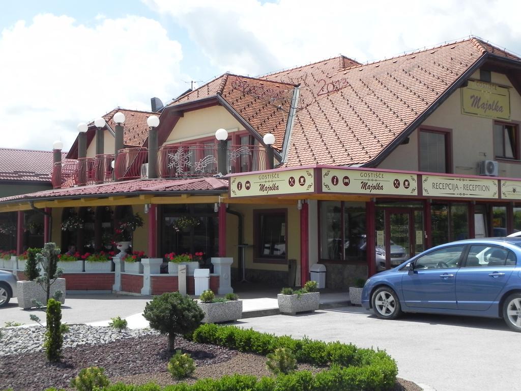 Motel Majolka Птуй Екстериор снимка