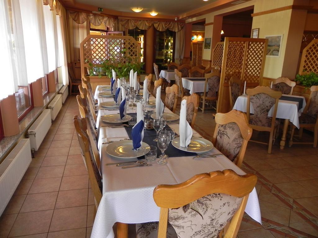 Motel Majolka Птуй Екстериор снимка